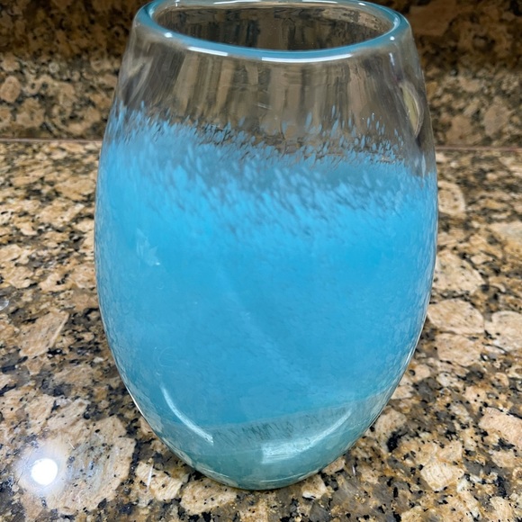 Toscano TUARI 8IN Vase - Picture 4 of 4